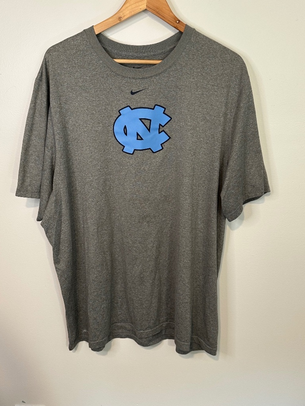 Nike UNC TShirt Size: XXL Gray & Blue University of North Carolina Tar Heels